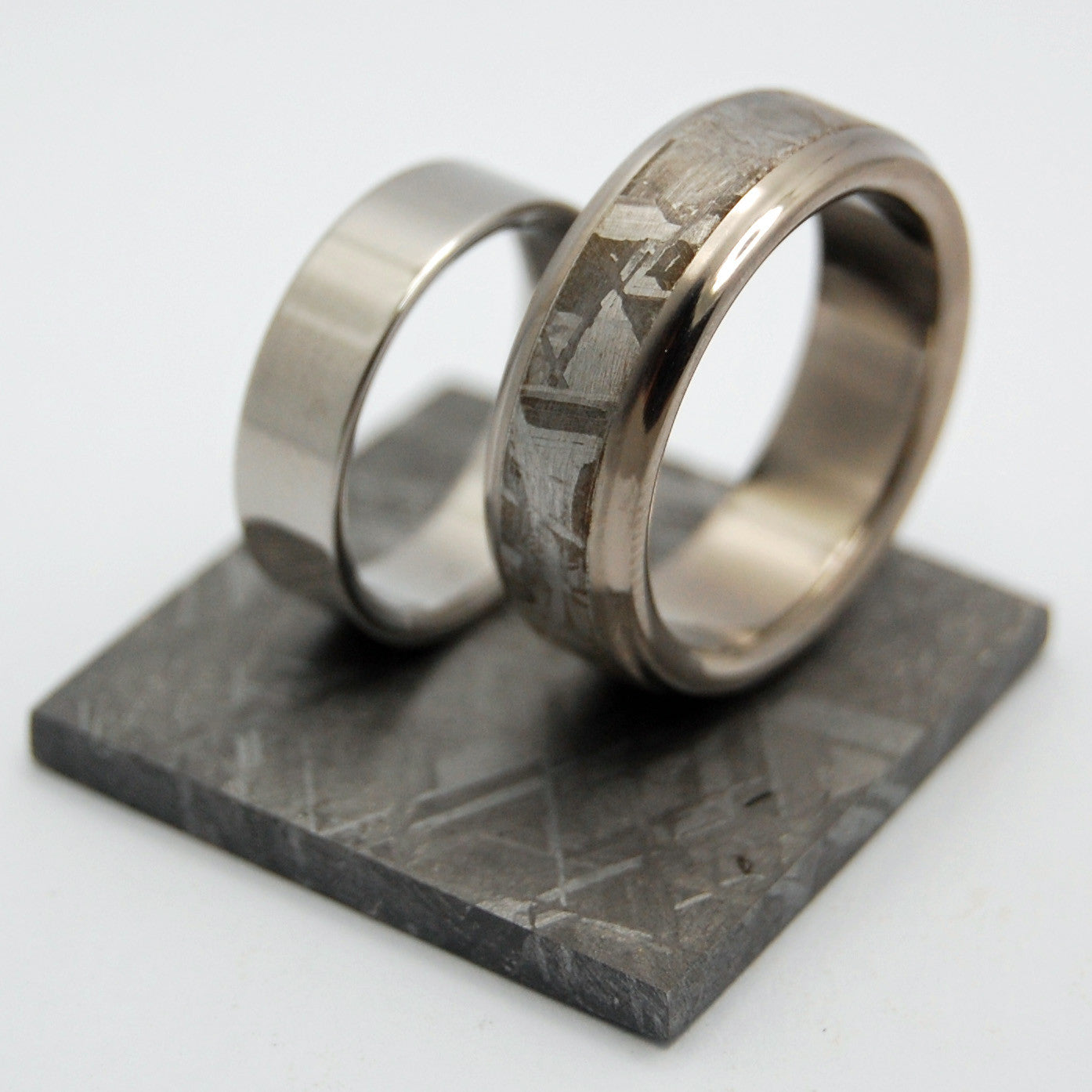 FALLING STAR SUPER STEEL | Meteorite & Steel Wedding Rings set - Minter and Richter Designs