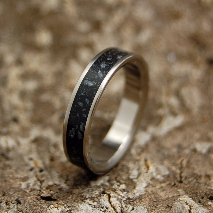 ICELANDIC LAVA | Beach Sand Lava Women's Titanium Wedding Ring