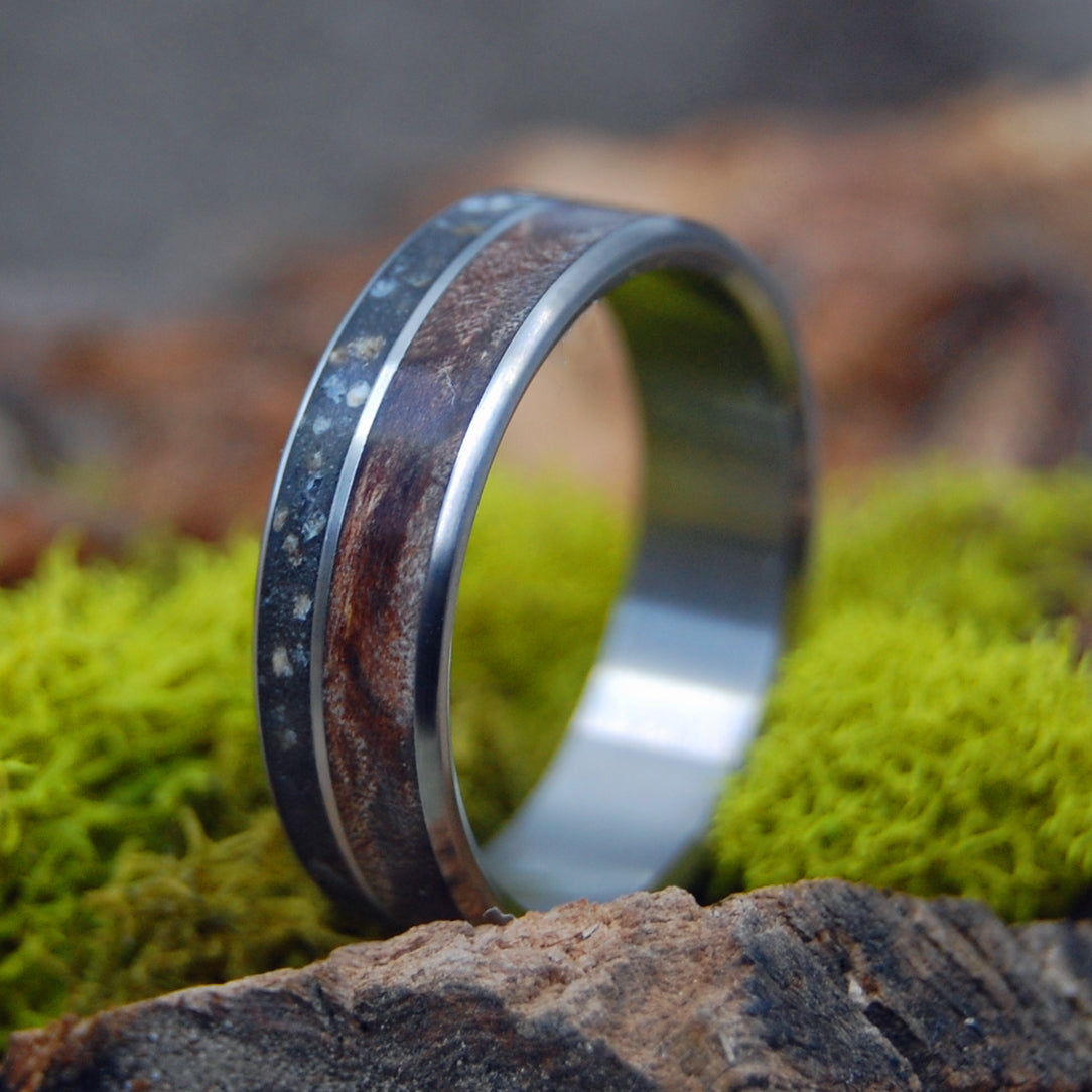 BEACH HEART | Icelandic Black Beach Sand & Dark Maple Wood - Titanium Wedding Ring - Minter and Richter Designs