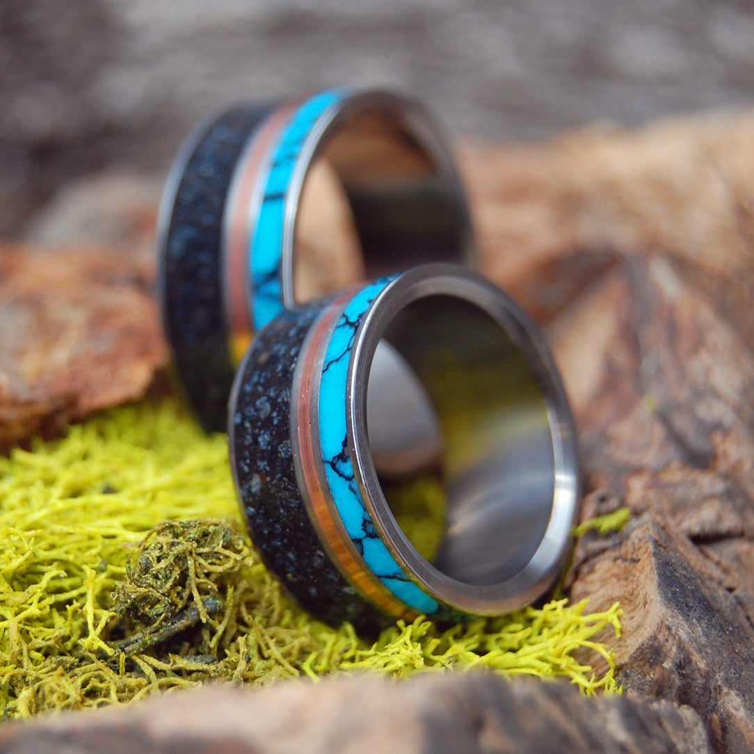 I LAVA ICELAND | Icelandic Beach Sand, Turquoise & Copper - Wedding Rings Set - Minter and Richter Designs