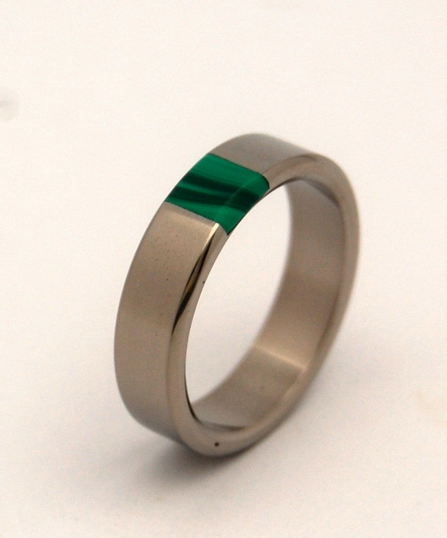 GREEN NECTAR | Jade Stone & Titanium - Unique Wedding Rings - Minter and Richter Designs