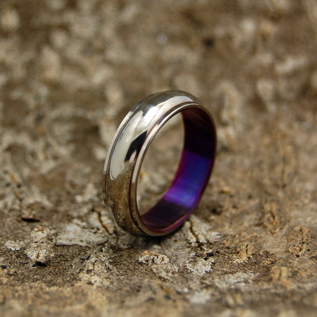 LOVE'S HARMONY PURPLE | Purple Anodized Titanium Ring - Unique Wedding Rings - Minter and Richter Designs