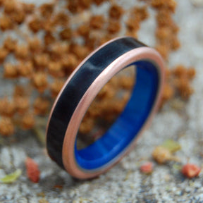 MARBLE IN THE DEPTHS | Onyx Stone & Copper Titanium Blue Wedding Ring - Minter and Richter Designs
