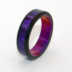 PURPLE AVEC TU | Purple Marbled Opalescent Resin - Unique Wedding Rings - Minter and Richter Designs