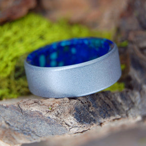 SPOTTED AZURITE | Spotted Azurite Malachite & Titanium - Unique Wedding Rings - Blue Rings - Minter and Richter Designs