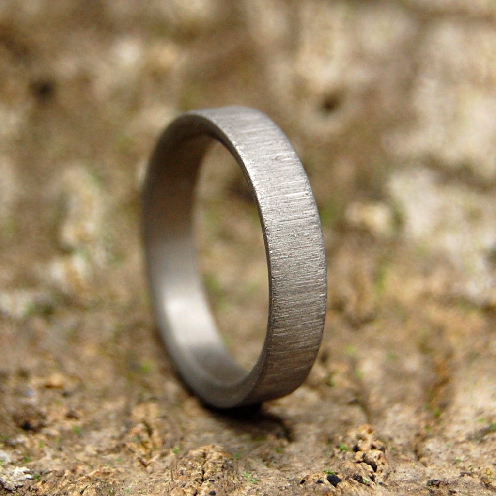 VERTICAL STROKE SLEEK | Handcrafted Titanium Wedding Rings - Minter and Richter Designs